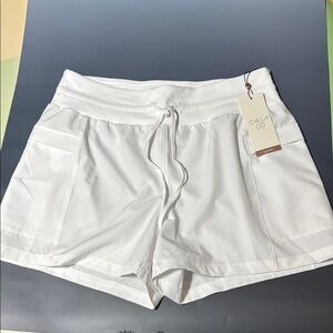 CALIA by Carrie Underwood White Mid-Rise Shorts with Pockets Size S NWT